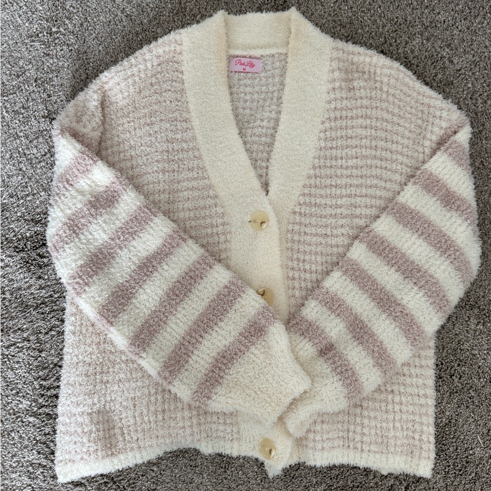 Pink Lily Women’s Sweater Size M
